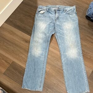 American Eagle Outfitters Men's Light Blue Straight Jeans